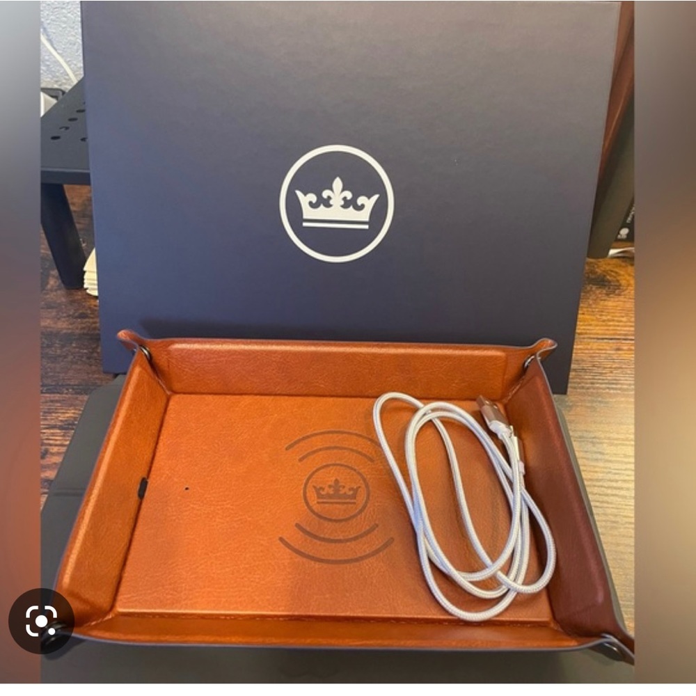Peter Millar Catchall Charging Tray with Built-In Charging Pad. New in box.